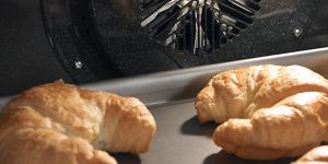Stainless Steel 30 Inch Wide Electric Range With Convection And