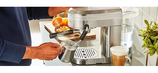 KES6504SX by KitchenAid - Metal Semi-Automatic Espresso Machine and  Automatic Milk Frother Attachment Bundle