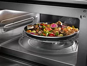 Crispwave™ Microwave Technology and Crisper Pan (upper oven)