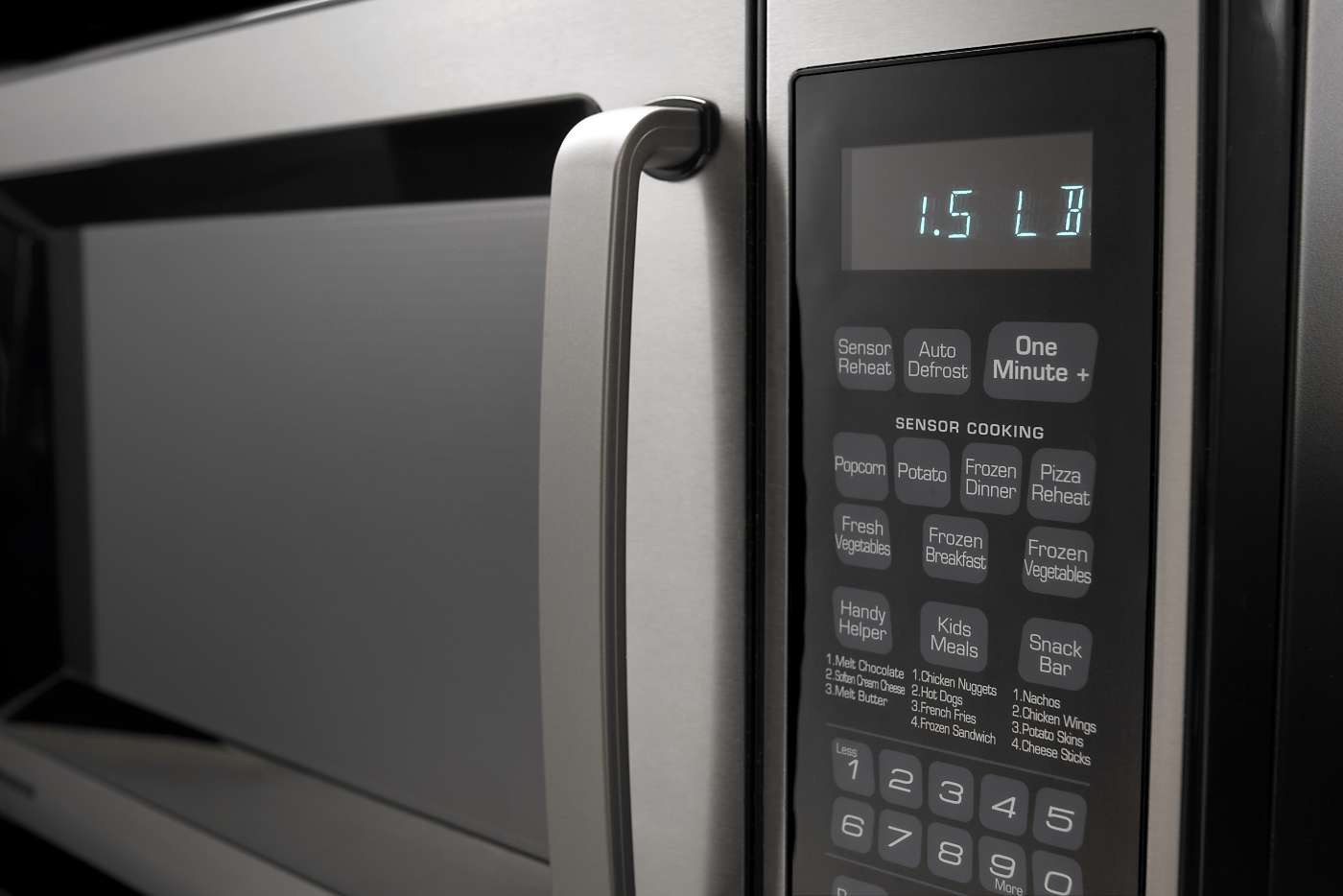 Built-In vs. Countertop Microwaves