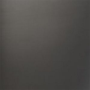 Color: Radiant Black