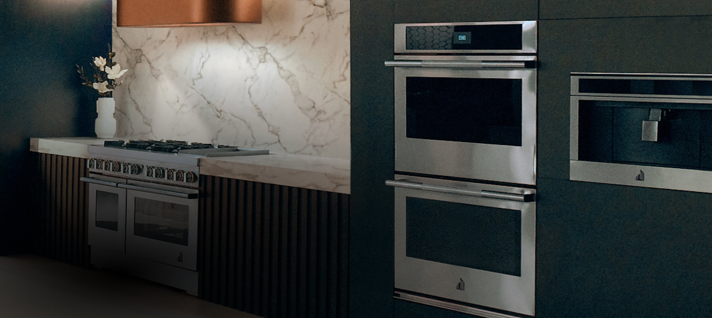 A JennAir® Double Wall Oven in a kitchen.