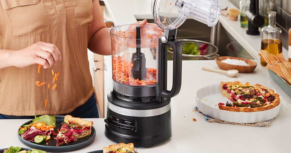 Shredding veggies in food processor