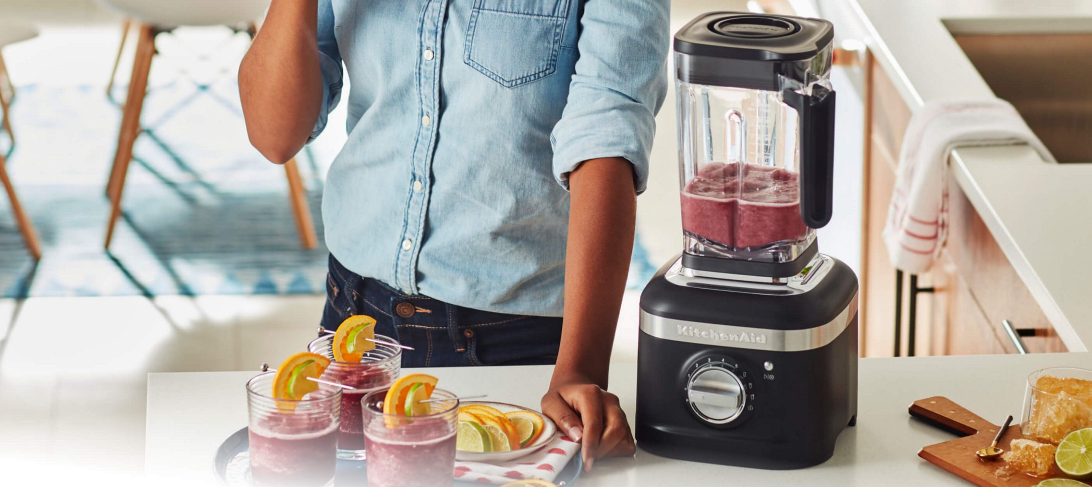 A Matte Black K400 Variable Speed Blender.