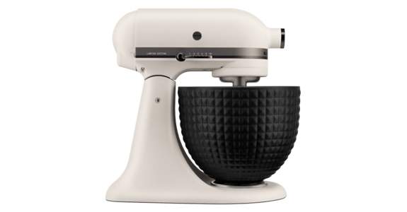 KITCHENAID® USHERS IN NEW GENERATION OF NEUTRAL TONES WITH LAUNCH OF  PORCELAIN WHITE STAND MIXER