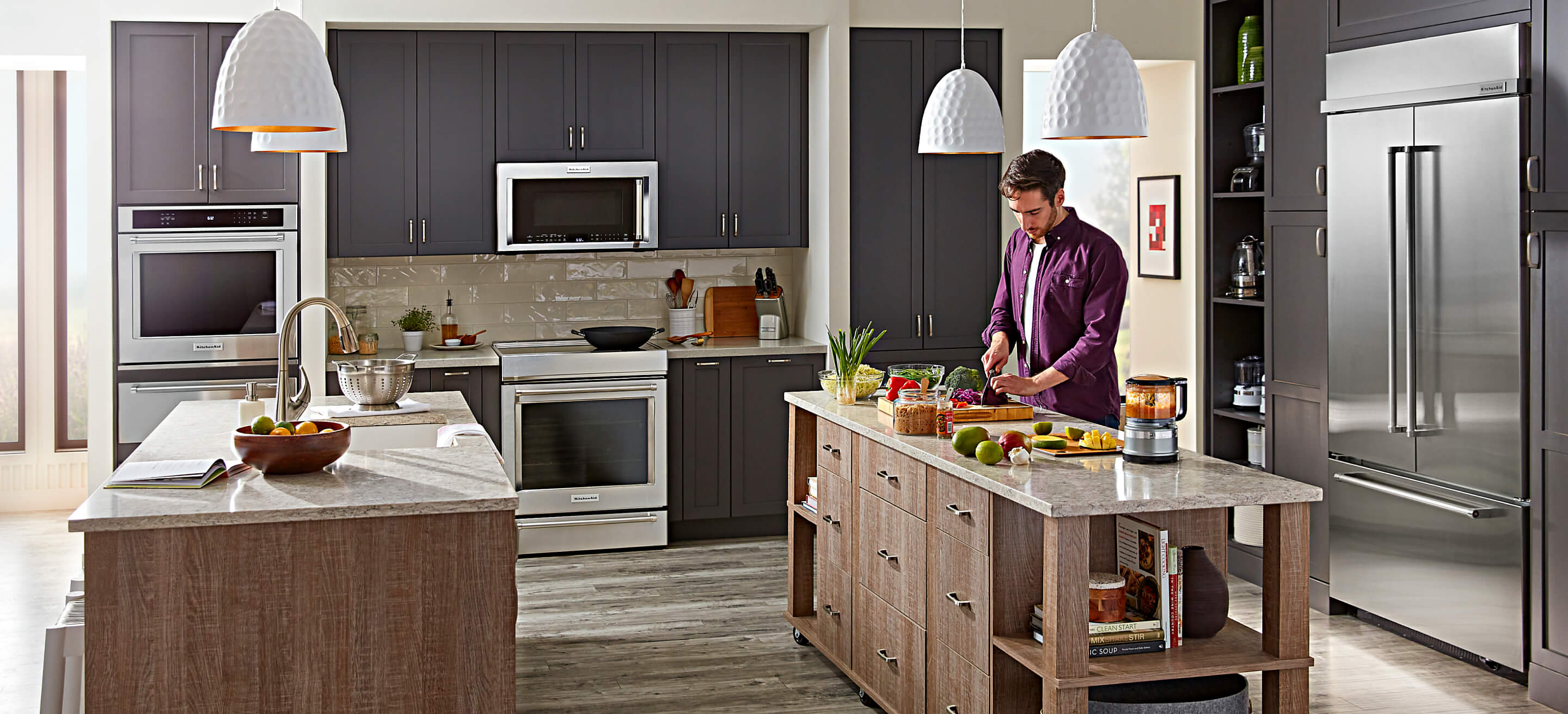 A bright, clean kitchen featuring KitchenAid® Major Appliances.