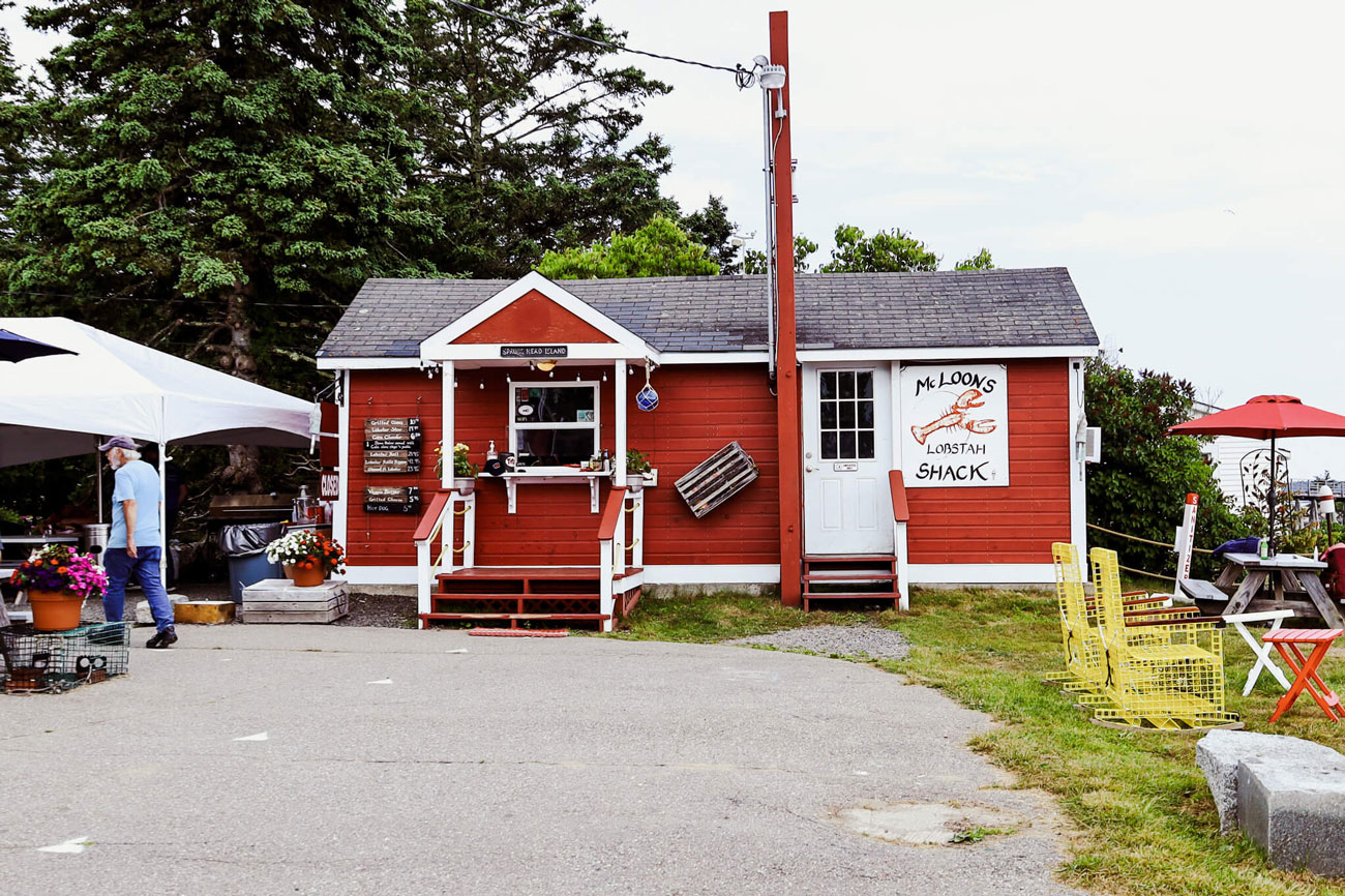 The exterior of McLoons Lobster Shack.