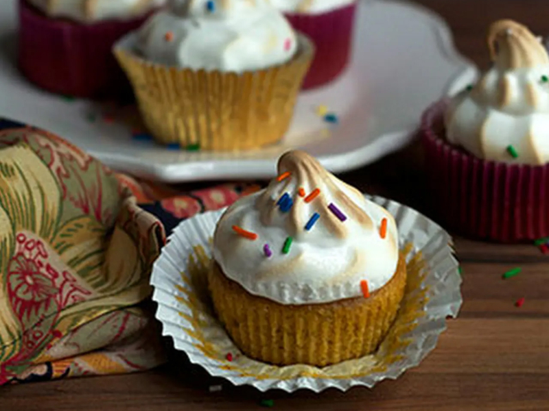 Sweet potato cupcakes with marshmallow frosting 