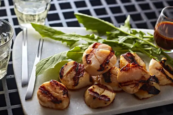 Grilled scallops from Yummly recipe