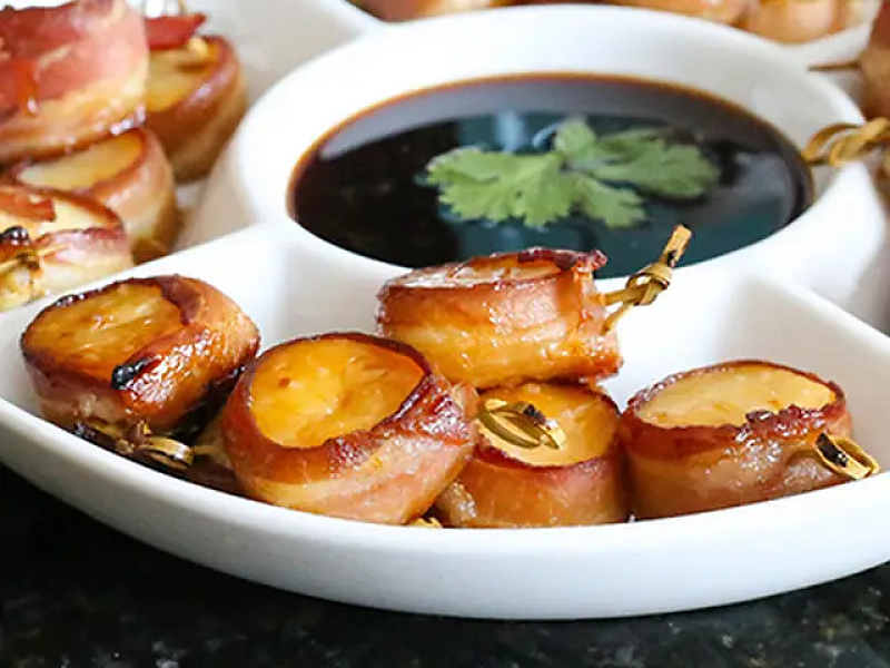Bacon-wrapped scallops from Yummly recipe