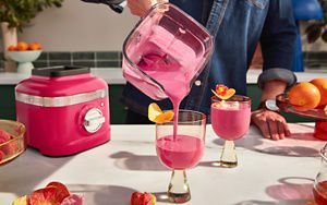 Frozen cocktails ice cream hotsell maker