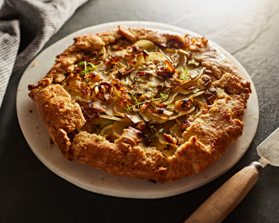 Apple galette with pancetta