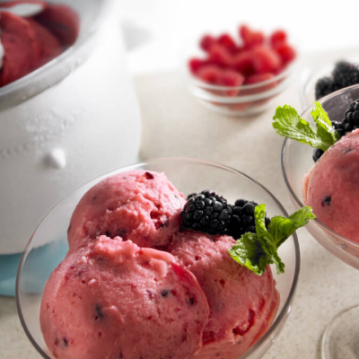Berry-flavored homemade frozen yogurt