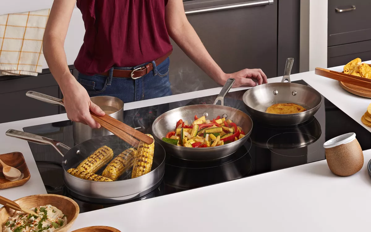 With a portable induction cooktop, the world is your kitchen. At