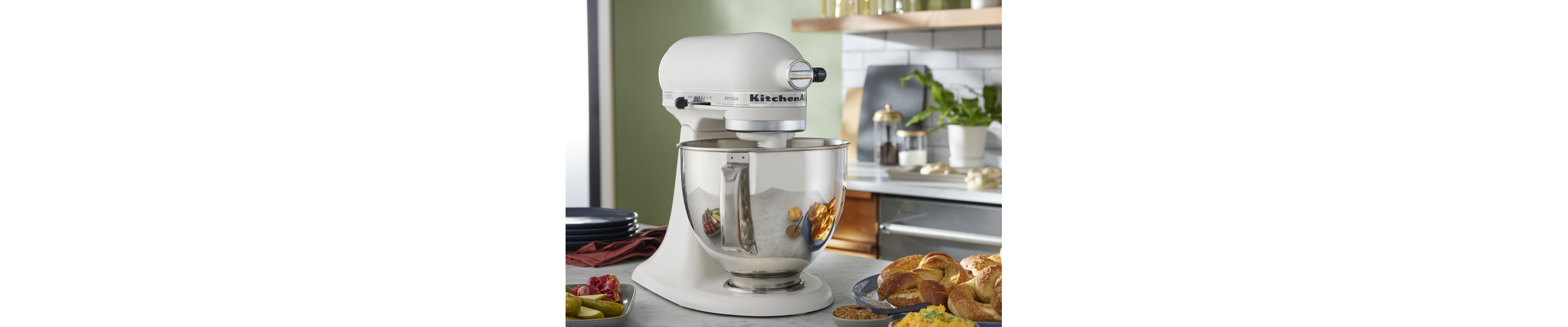 Zoologisk have Byblomst Resignation Classic™ vs. Artisan®: Stand Mixer Differences | KitchenAid