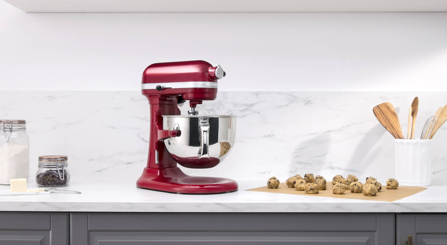 Baking cookies using a KitchenAid® bowl-lift stand mixer