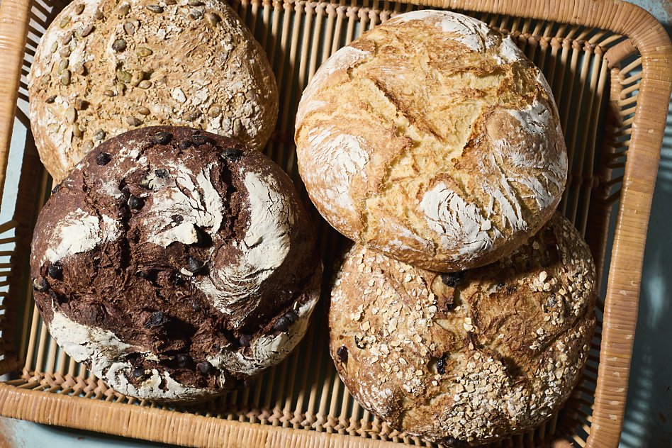 How to Keep Bread Fresh: Tips for Storing Bread