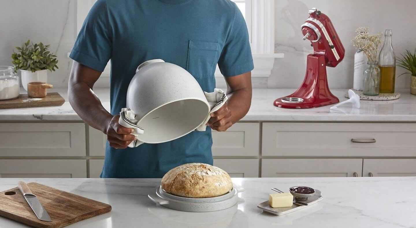 https://kitchenaid-h.assetsadobe.com/is/image/content/dam/business-unit/kitchenaid/en-us/marketing-content/site-assets/page-content/pinch-of-help/how-to-knead-dough-in-a-food-processor/how-to-knead-dough-in-a-food-processor_Image-Desktop_3.png?fmt=png-alpha&qlt=85,0&resMode=sharp2&op_usm=1.75,0.3,2,0&scl=1&constrain=fit,1