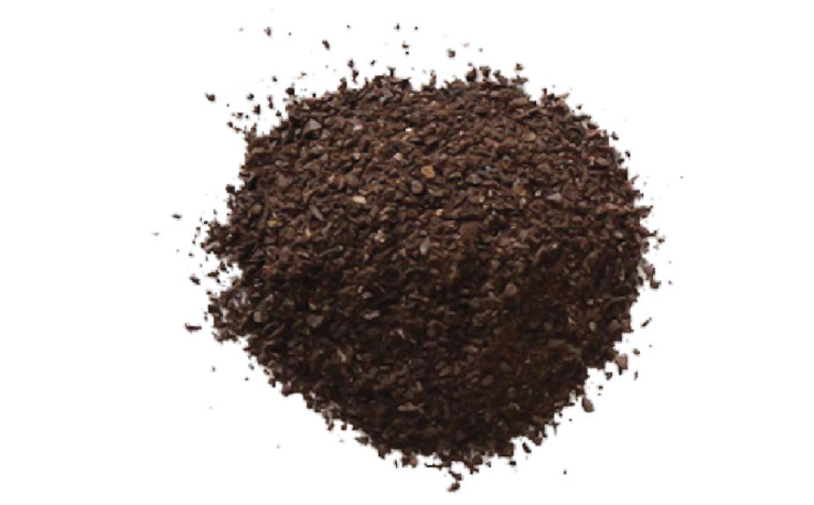 Coarse coffee grounds for cold brew