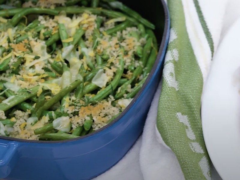 Cooked green beans in a dutch oven