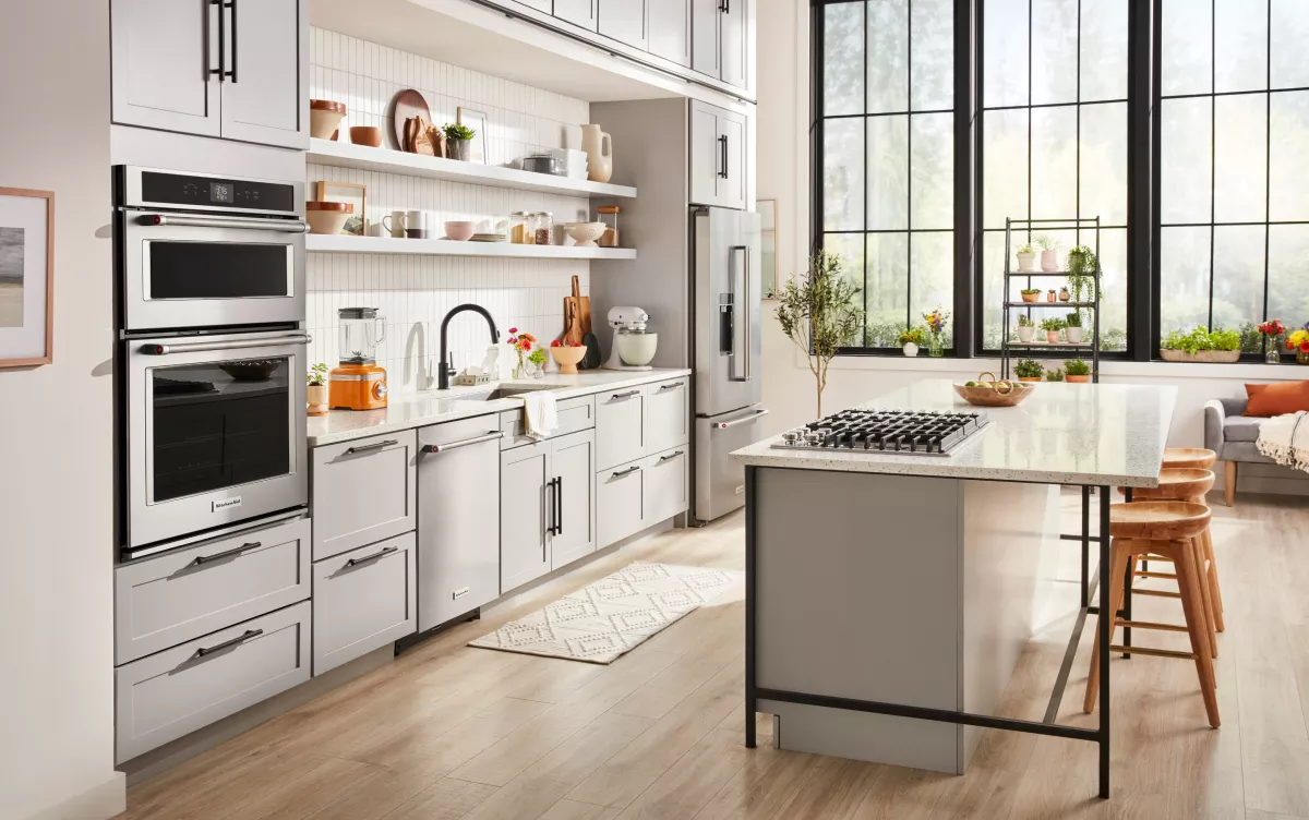 4 Cabinet Colors to Pair with Stainless Steel Appliances in 2022