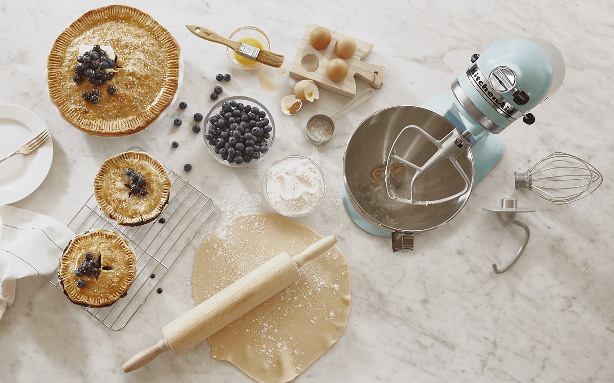 Stand mixer with pie crust ingredients