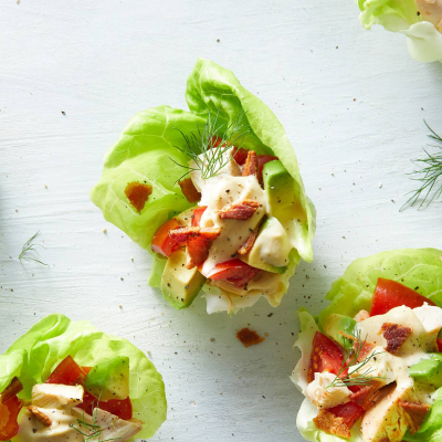 Chicken lettuce wraps with bacon and avocado 