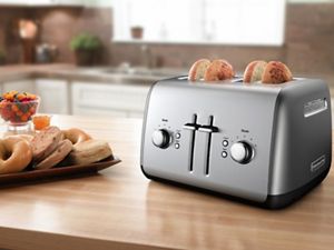Toaster vs. Toaster Oven KitchenAid