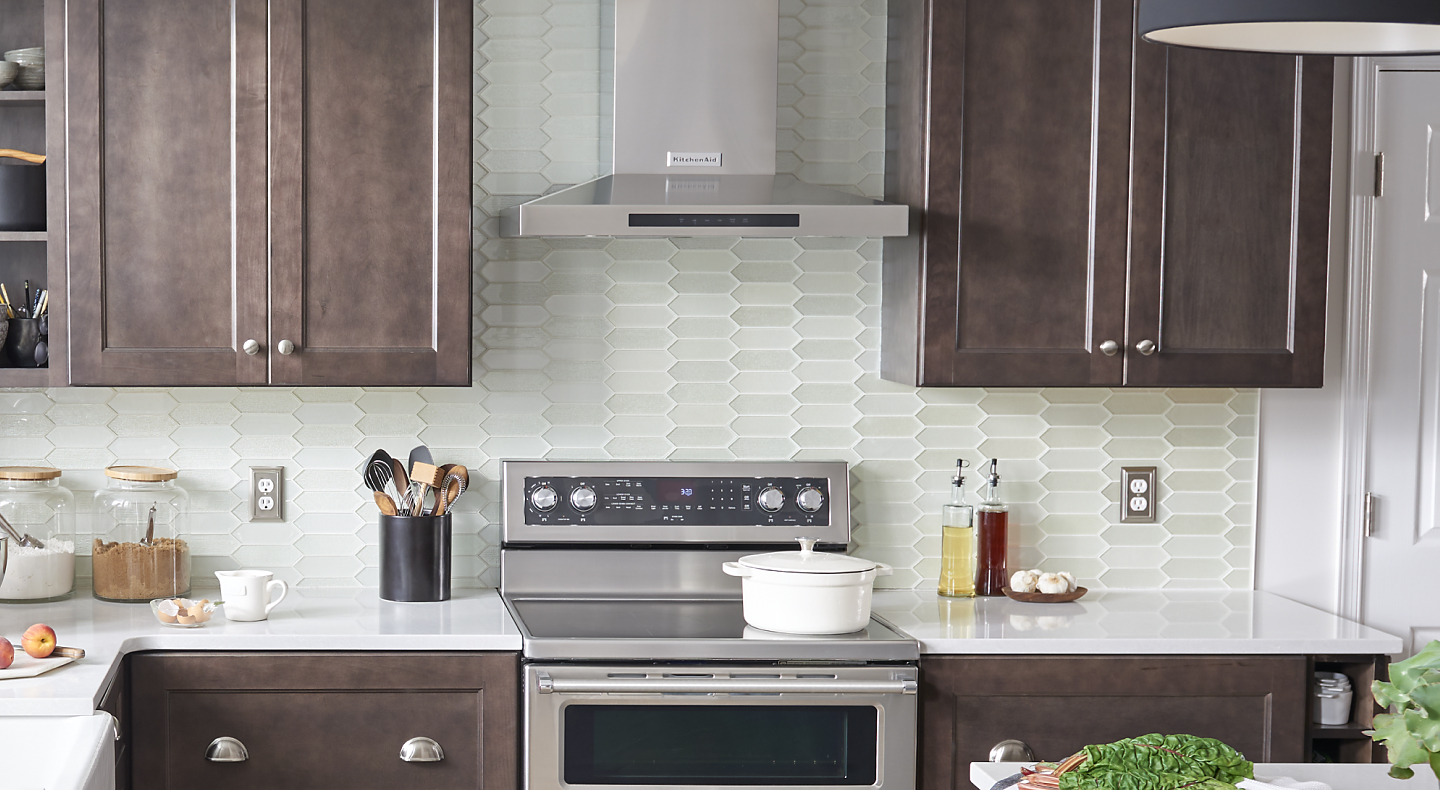 Why Kitchen Range Vent Hoods Need to be Vented Outside