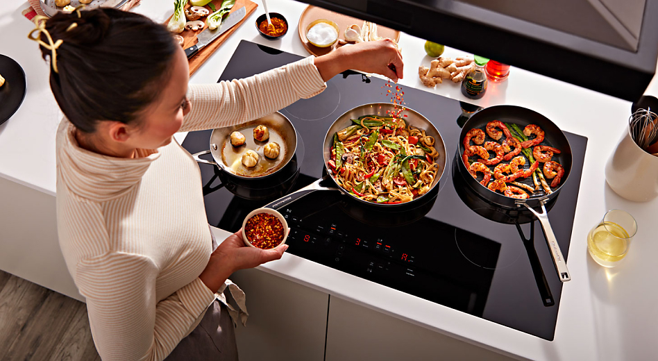 What pans or cookware to use on induction cooktop?