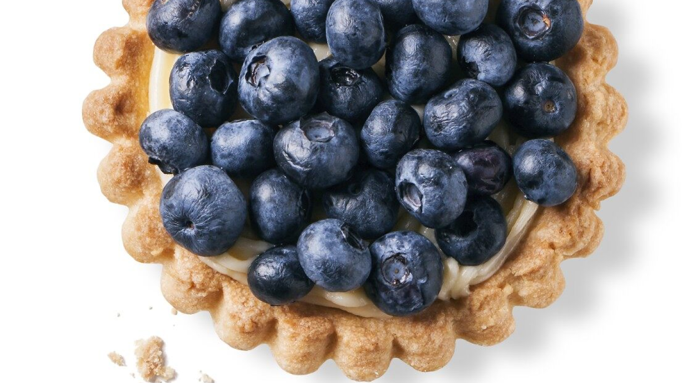 A blueberry pie.