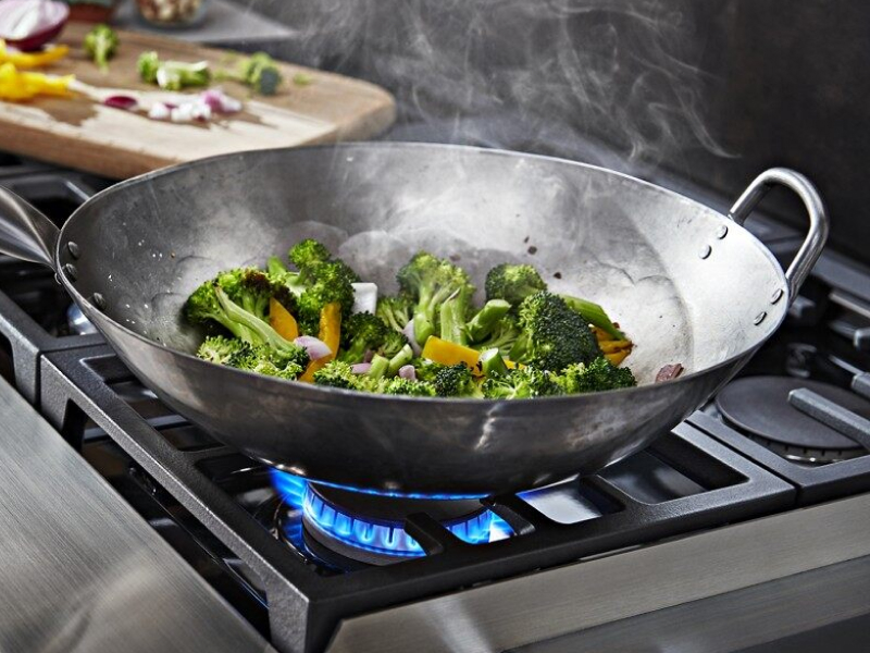 Foodd Using Simmering What Is Simmering? Tips and Techniques | KitchenAid