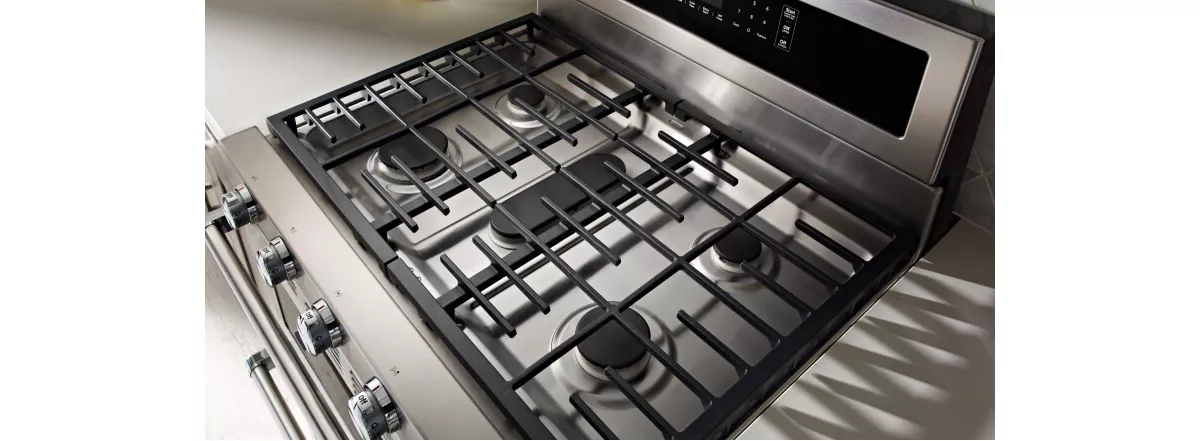 What's the Difference Between a Range, Stove and Cooktop?