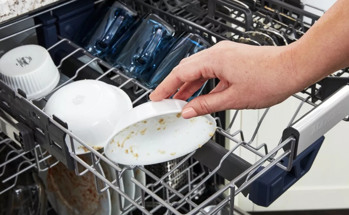 What Not to Put in the Dishwasher