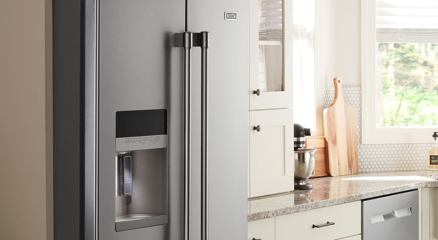 Stainless steel side-by-side refrigerator