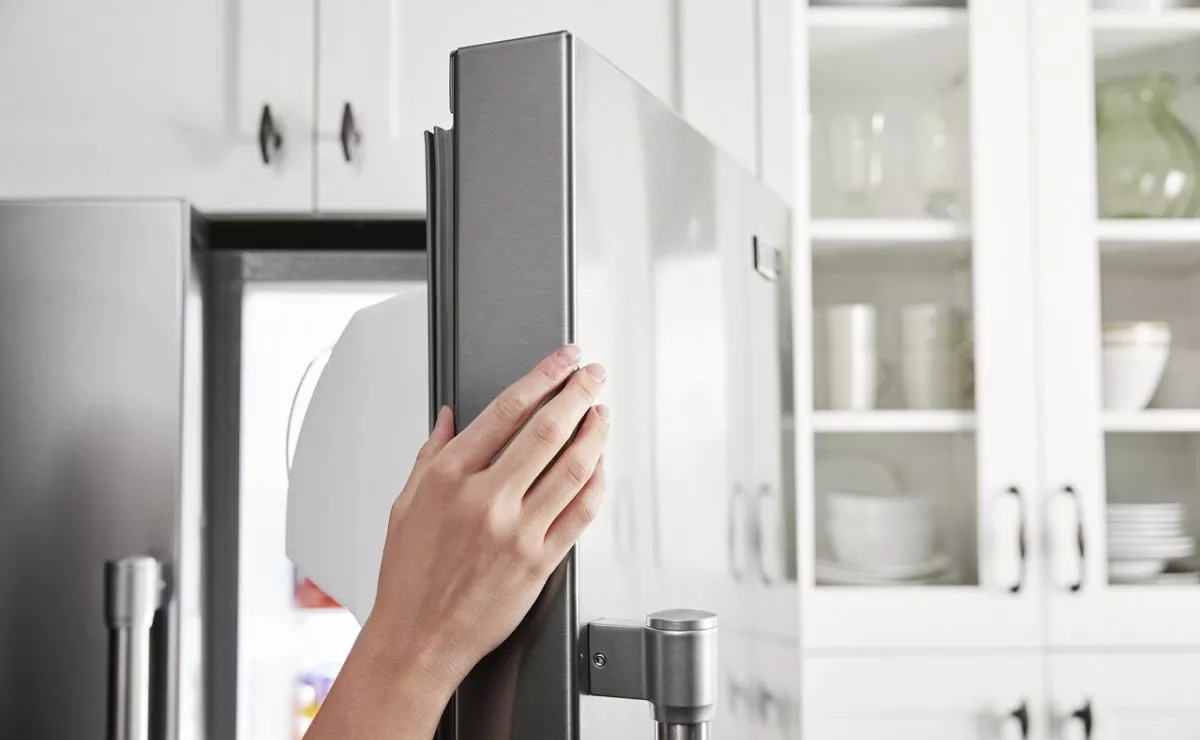 Frigidaire Freezer Making Loud Buzzing Noise: Troubleshooting Tips & Solutions