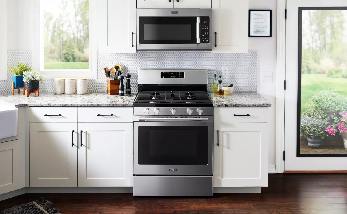 https://kitchenaid-h.assetsadobe.com/is/image/content/dam/business-unit/maytag/en-us/marketing-content/site-assets/page-content/oc-articles/how-to-use-a-griddle-on-a-gas-stove/how-to-use-griddle-on-gas-stove_Thumbnail.jpg?wid=1200&fmt=webp