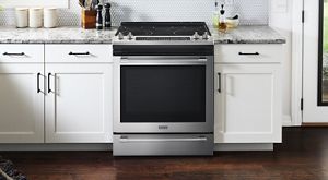 How to Troubleshoot an Oven That Isn’t Cooking Evenly Maytag