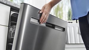 difference between top control and front control dishwasher
