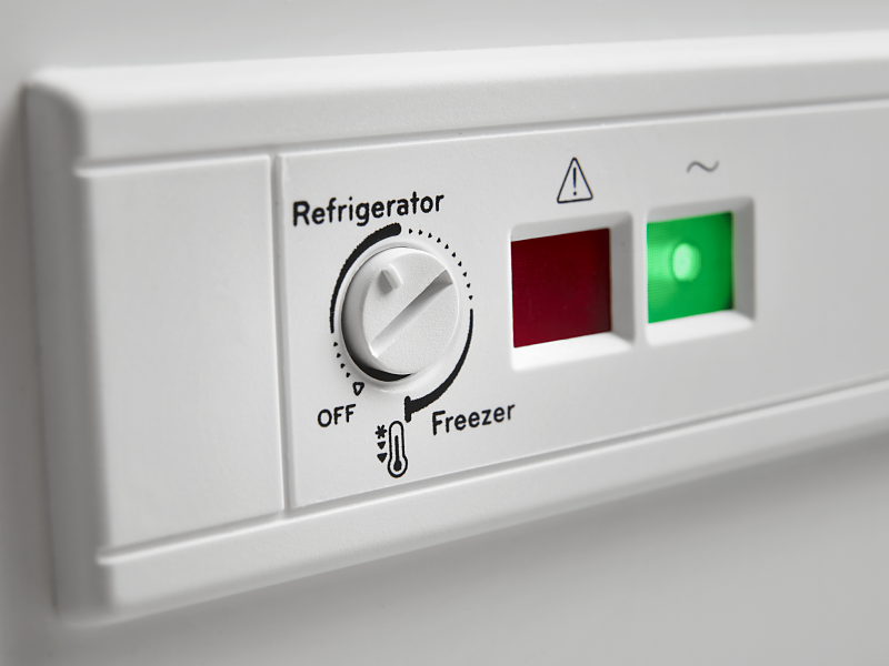 A freezer temperature knob A freezer temperature knob
