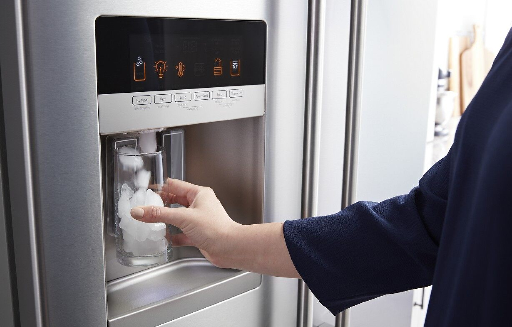 Maytag® refrigerator dispensing ice 