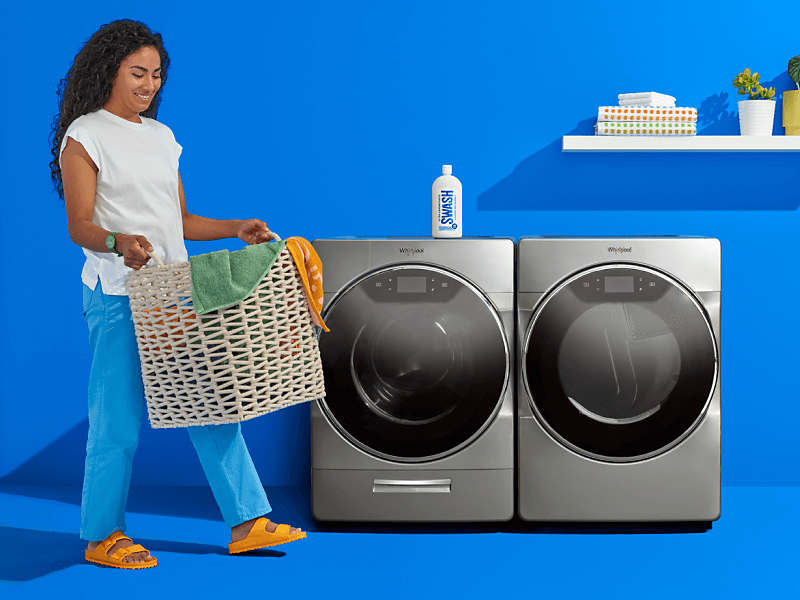 https://kitchenaid-h.assetsadobe.com/is/image/content/dam/business-unit/swash/en_us/updates-2023/articles/how-much-laundry-detergent-should-i-use-in-my-washer-/How-Much-Laundry-Detergent_Image-3M.png?fmt=png-alpha&qlt=85,0&resMode=sharp2&op_usm=1.75,0.3,2,0&scl=1&constrain=fit,1