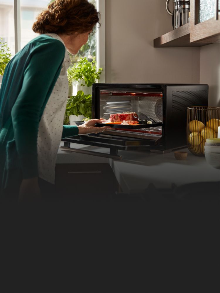 Whirlpool® WLabs™ Smart Oven.
