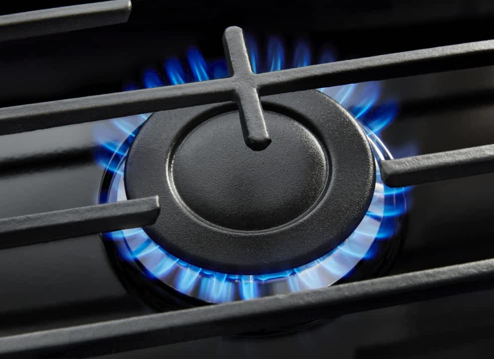 FlexHeat™ Burner on a Whirlpool® Cooktop