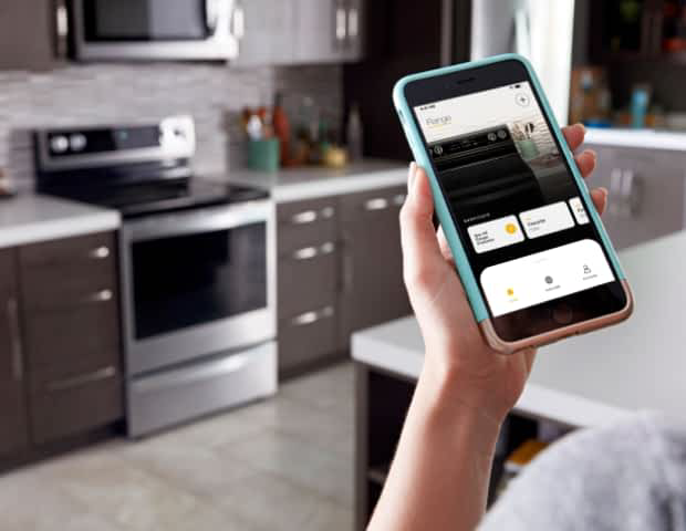 A Whirlpool® Smart Range being operated by the Whirlpool® App