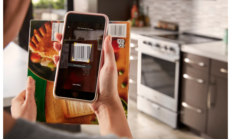 Scan frozen food barcodes using the Whirlpool® app for the right settings every time.