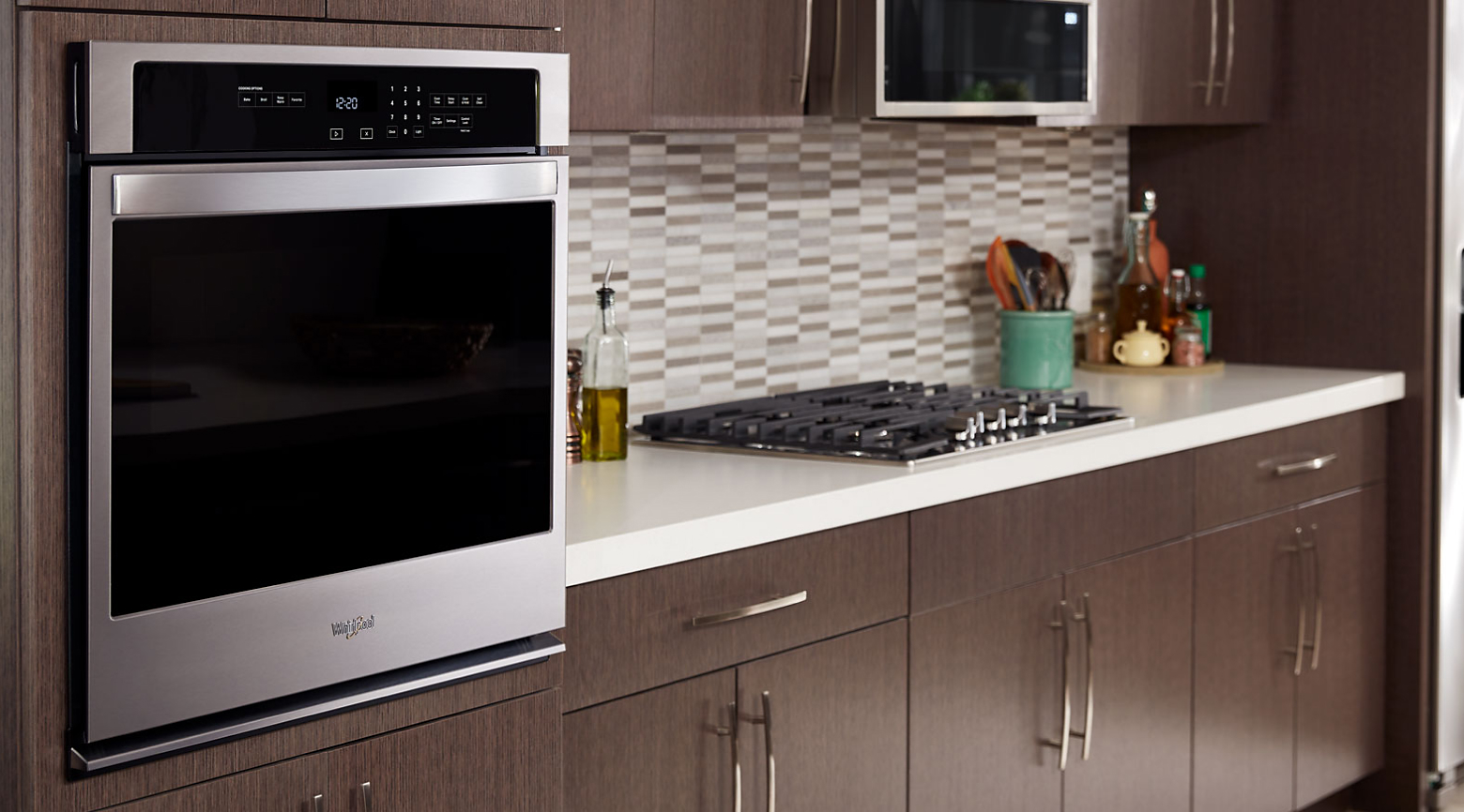 Whirlpool® Wall Oven in a kitchen with gas cooktop