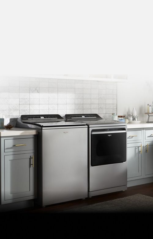 A Whirlpool® washer featuring the 2 in 1 Removable Agitator and matching dryer