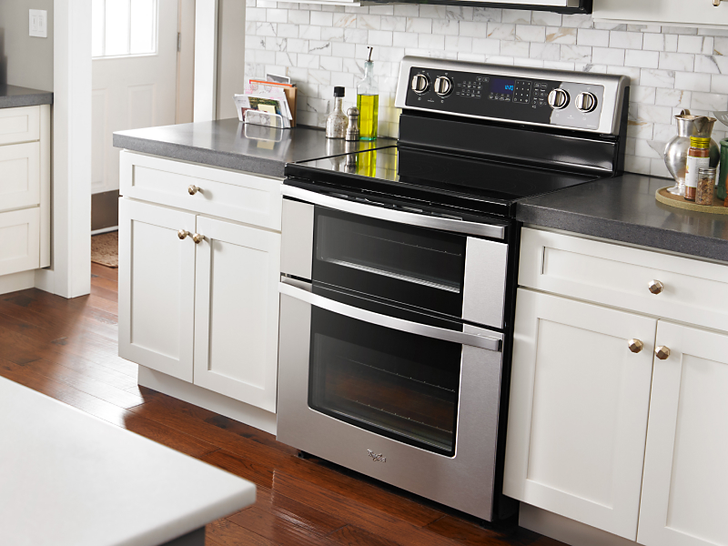  Whirlpool® appliances in a white kitchen