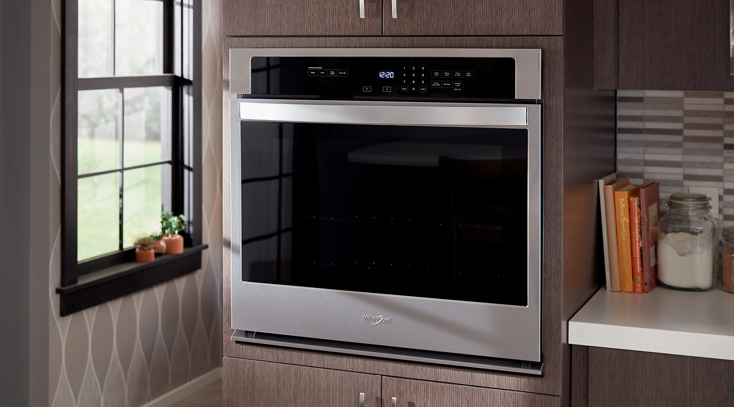 Stainless steel Whirlpool® wall oven